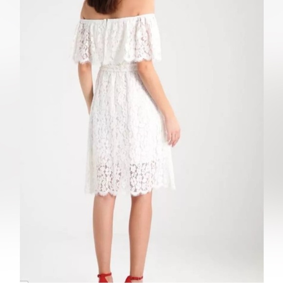 Bardot Orchid Off-Shoulder Ivory Lace Dress Eyelash Trim Size 6 Small - Picture 3 of 13